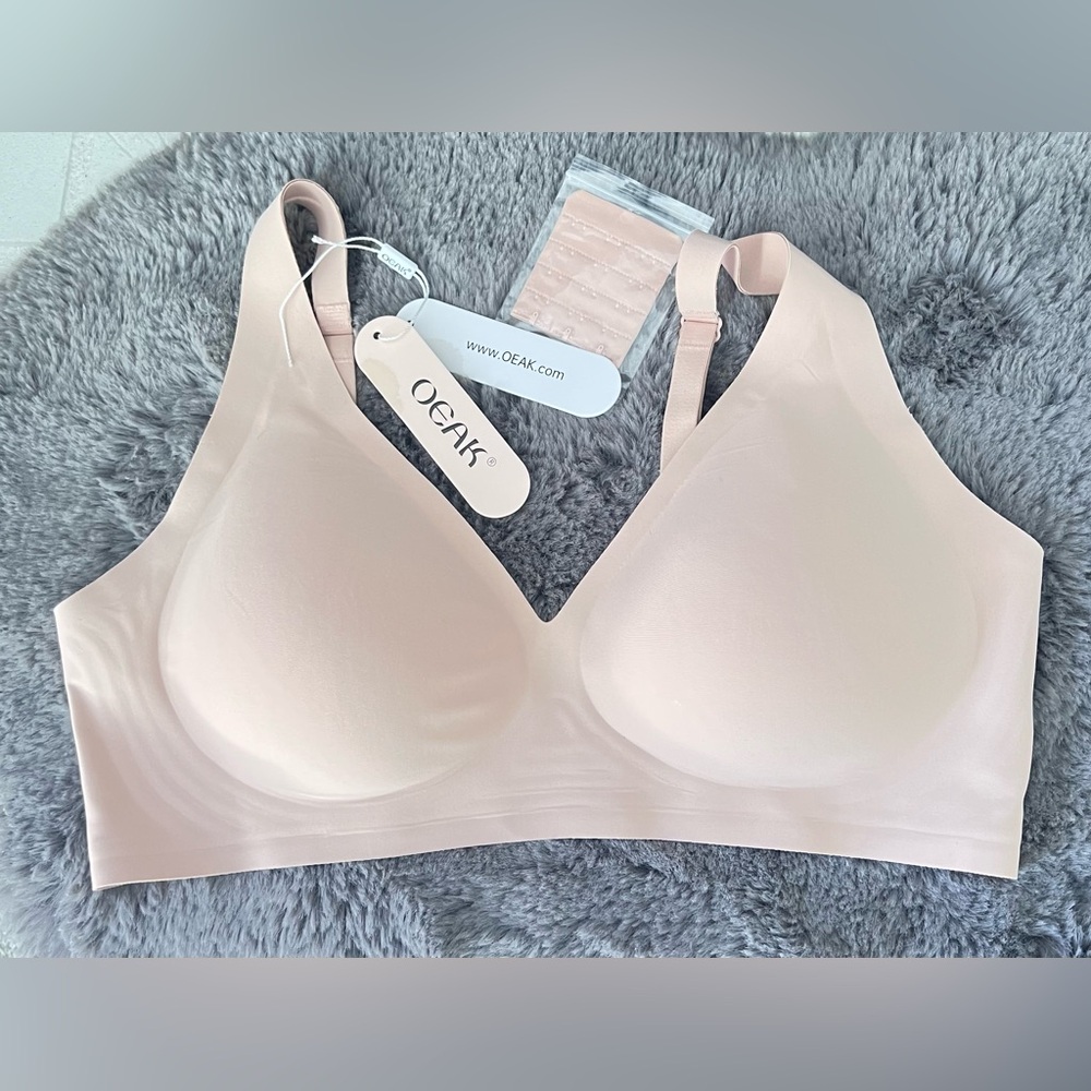 Oeak Women's Shapewear Padded Bra XL Cream  Feminine Comfy Chic Activewear New